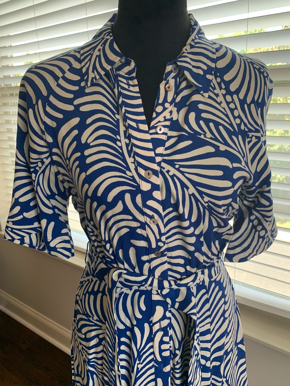 NWT H&M Blue and White Patterned Midi Shirt Dress